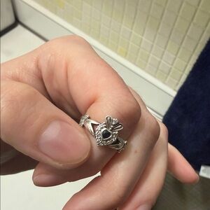 925 Silver caldaugh sapphire Ring